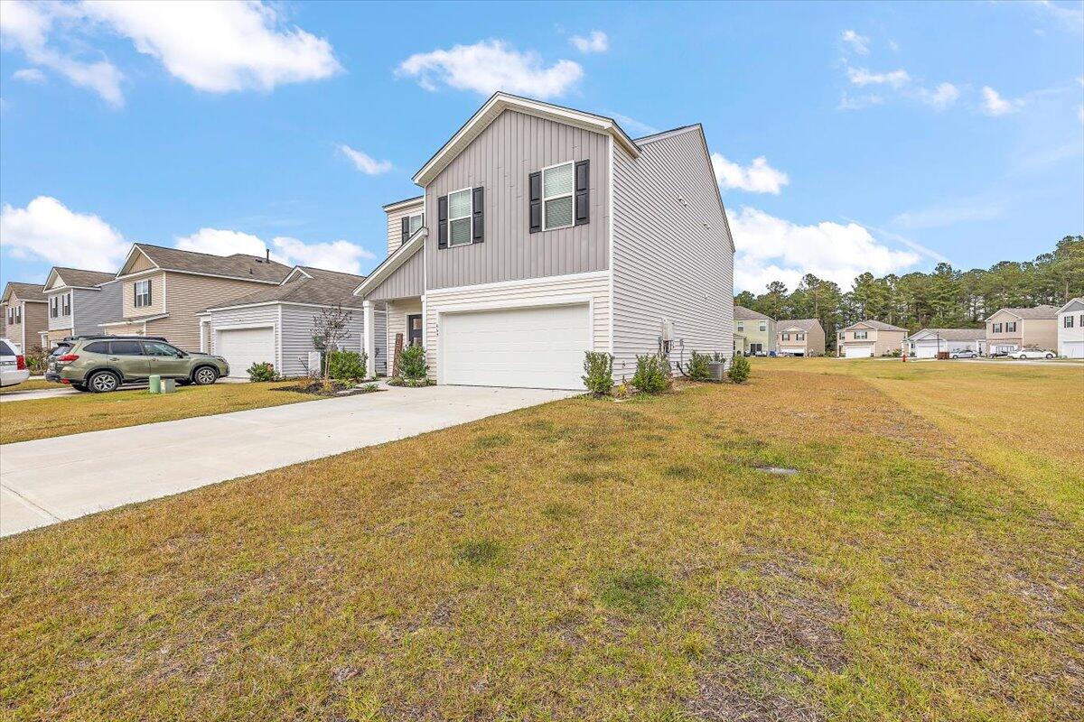 469 Cedarview Road Summerville, SC 29486 - Photo 4 of 26 469 Cedarview Dr., Summerville