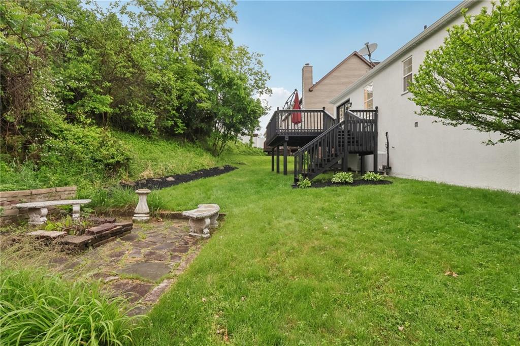 219 Randy Lane Coraopolis, PA 15108 - Photo 31 of 33 Gallery Image 31