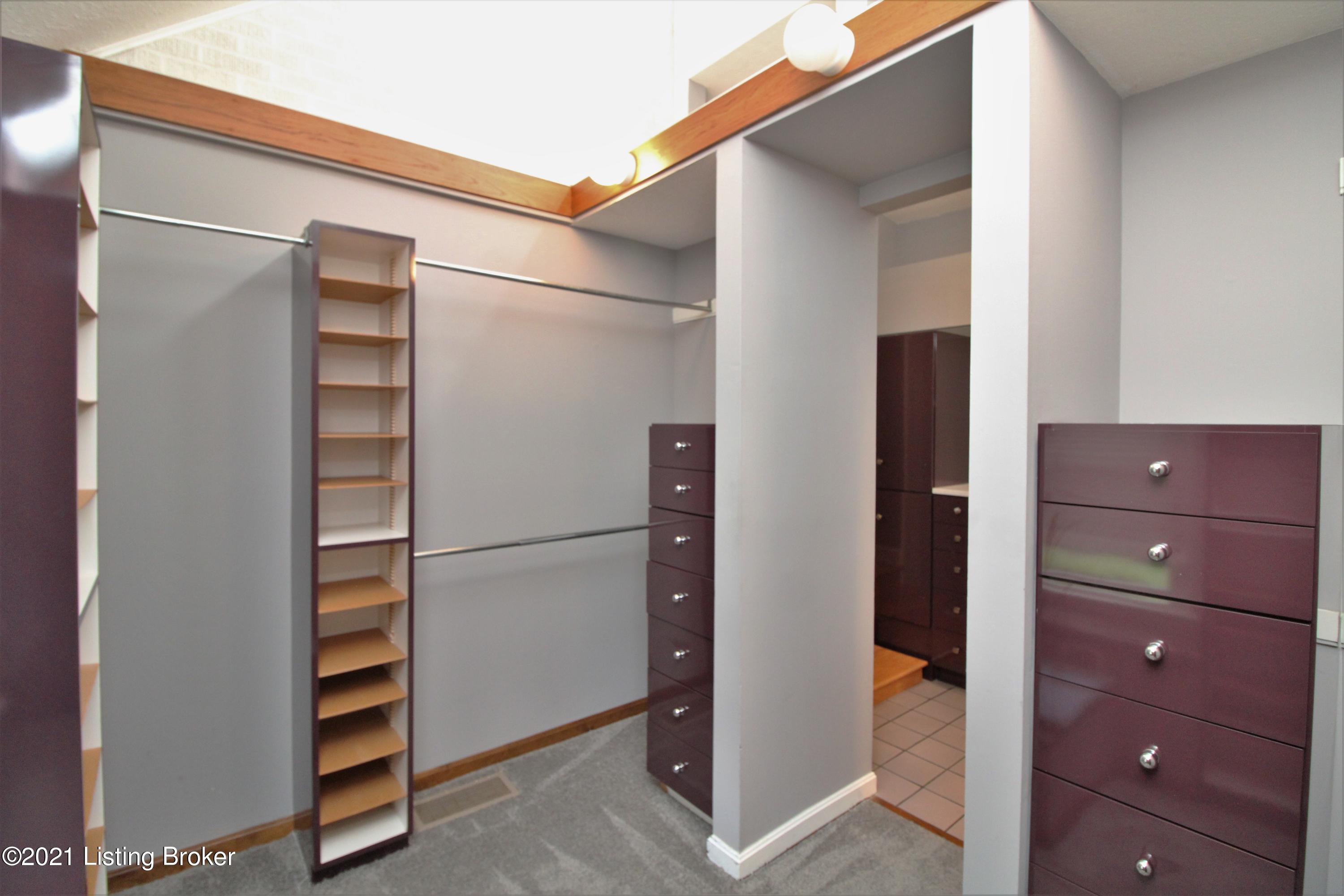 217 Fairmeade Road Louisville, KY 40207 - Photo 25 of 56 IMG_5120