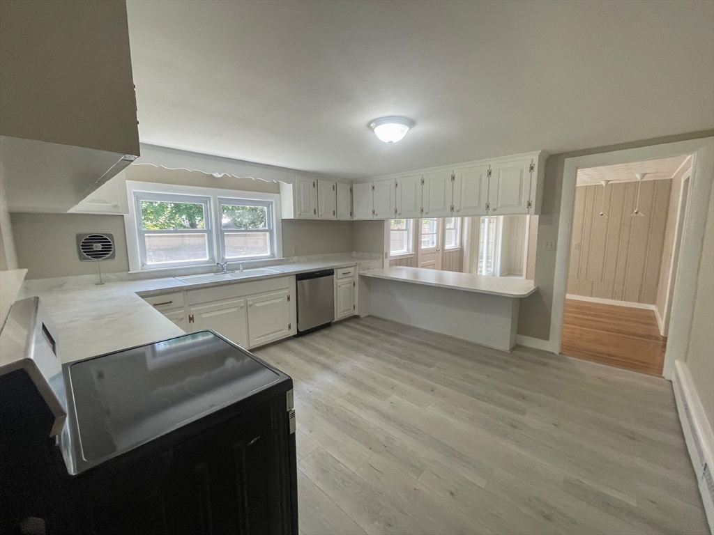 99 Homestead Circle Hamilton, MA 01982 - Photo 7 of 19