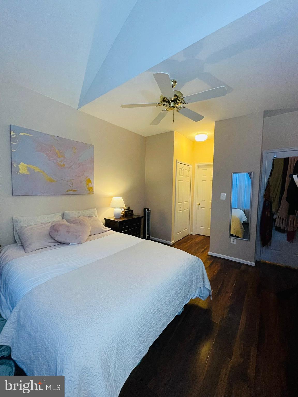 19946 Dunstable Circle, Unit 221 Germantown, MD 20876 - Photo 22 of 34 Master Bedroom bath attached