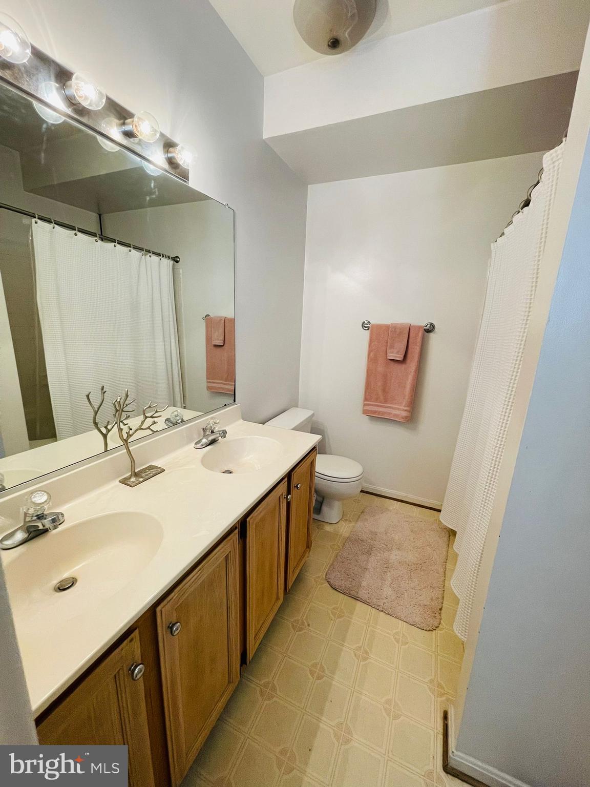 19946 Dunstable Circle, Unit 221 Germantown, MD 20876 - Photo 27 of 34