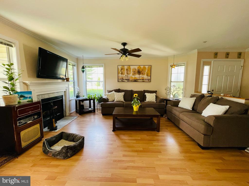 19946 Dunstable Circle, Unit 221 Germantown, MD 20876 - Photo 5 of 34 Living Room view from dinning room