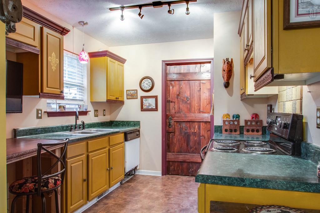 926 Hargrove Road West Dickson, TN 37055 - Photo 11 of 26