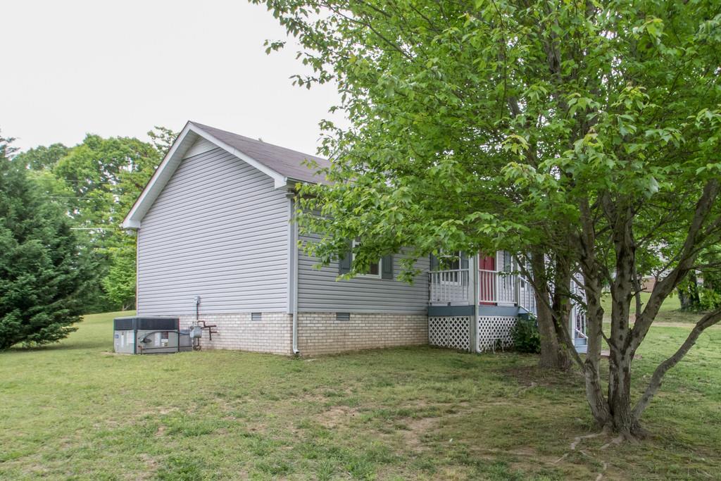 926 Hargrove Road West Dickson, TN 37055 - Photo 3 of 26