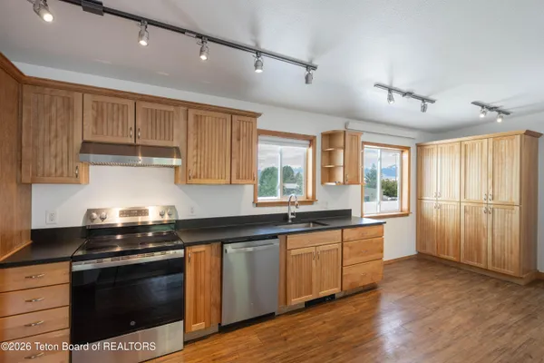 $565,000 | 535 Deer Drive, Unit 602, Jackson, WY 83001