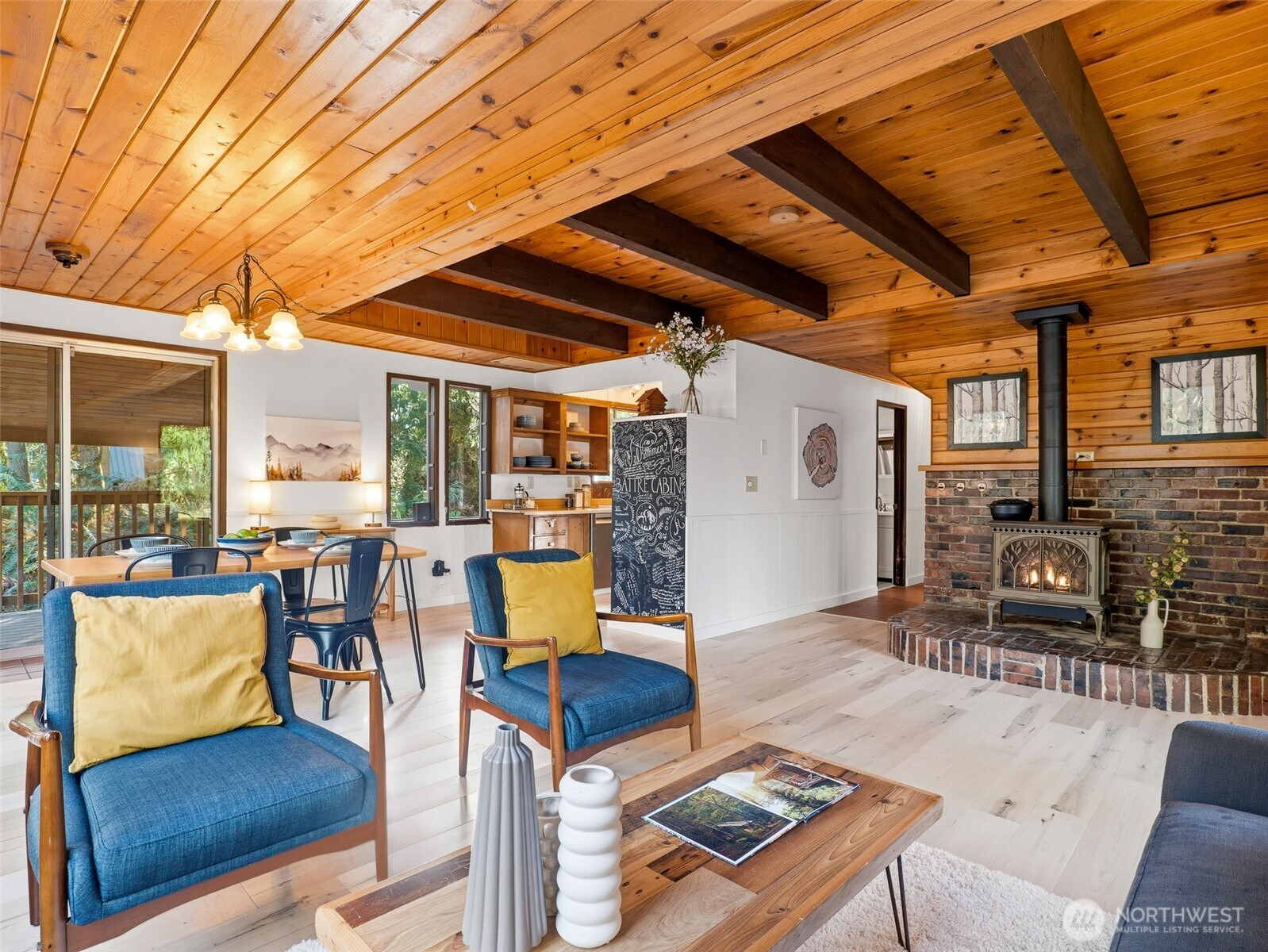 64642 Northeast 178th Street Baring, WA 98251 - Photo 8 of 40 a outdoor living space with patio furniture