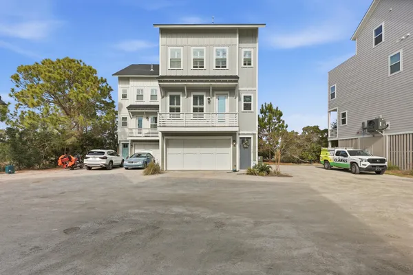 $885,000 | 1110 Studdingsail Lane, Charleston, SC 29412