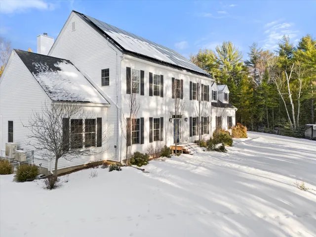 $784,900 | 65 Barrett Lane, Holden, ME 04429