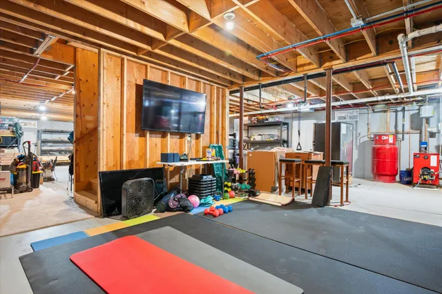 $784,900 | 65 Barrett Lane, Holden, ME 04429