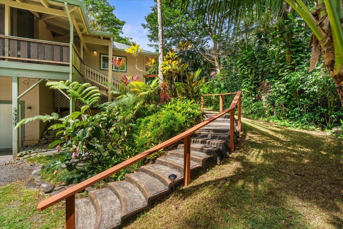 4510 Waha Place, Unit 2 Haiku, HI 96708 - Photo 2 of 36