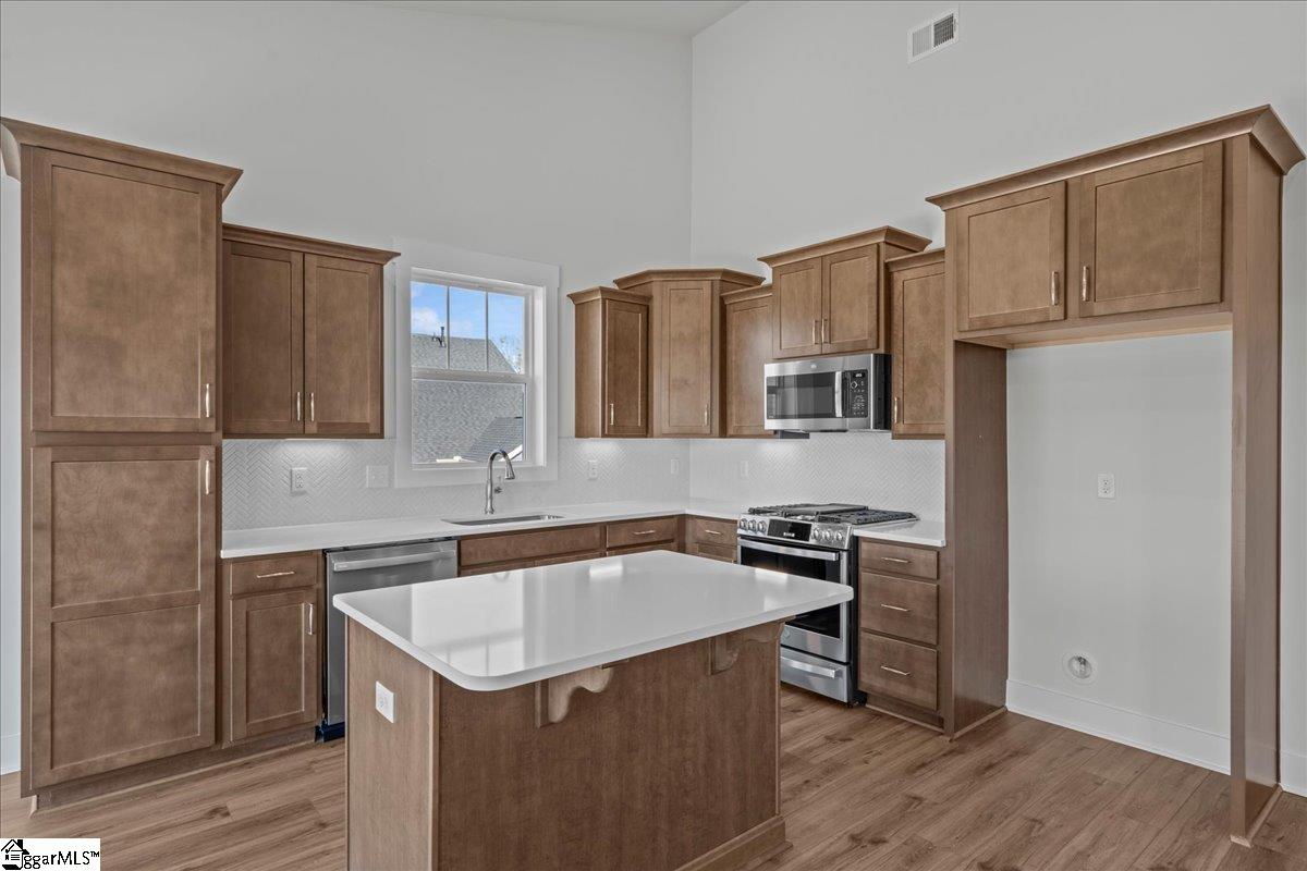 204 Mancini Road Piedmont, SC 29673 - Photo 4 of 29