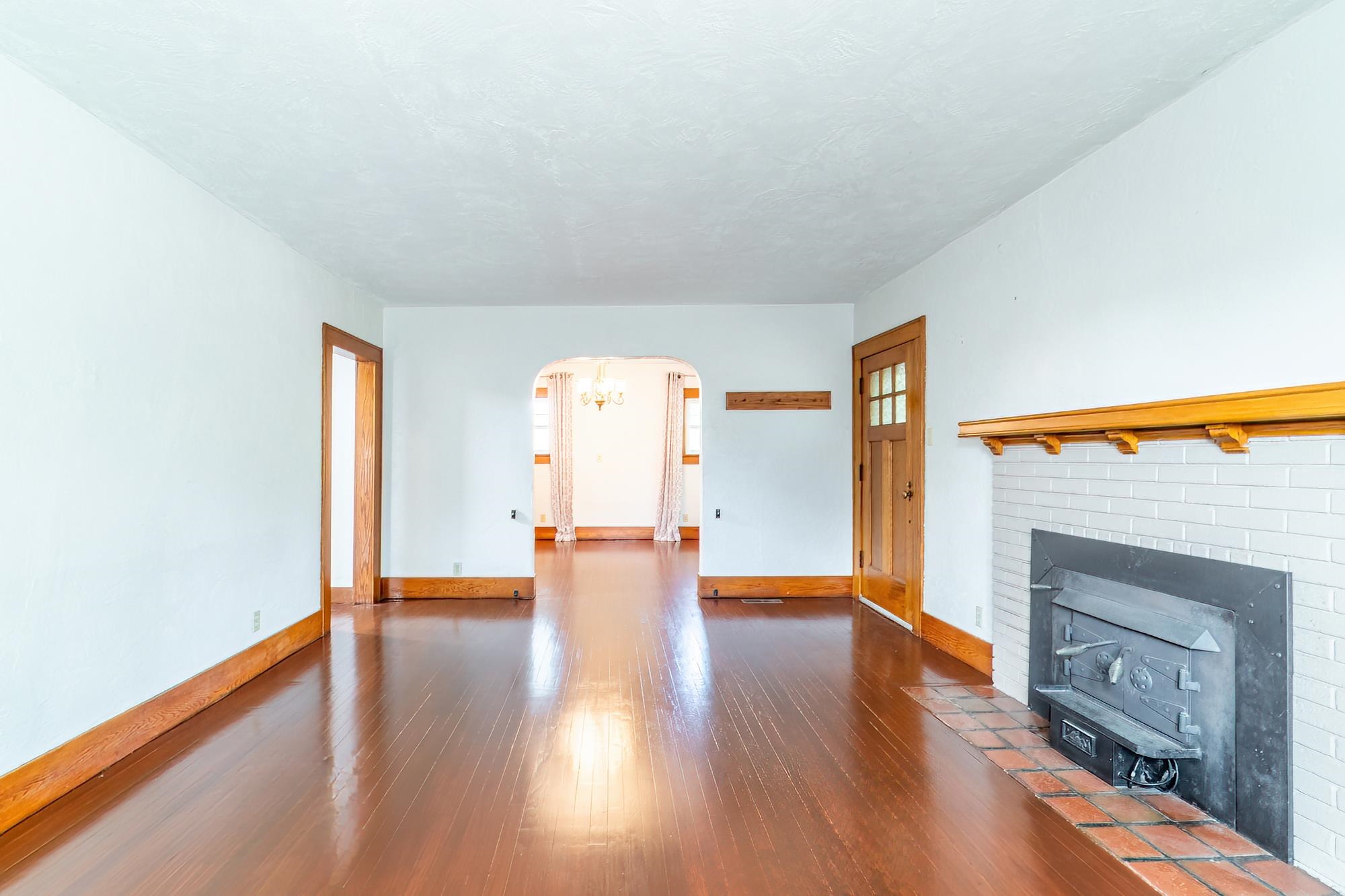 1405 Windsor Road Fort Wayne, IN 46825 - Photo 8 of 36