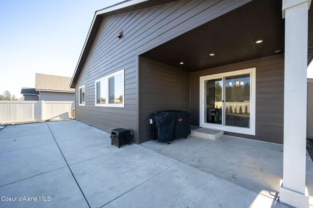 $510,000 | 5995 Dayton Avenue, Rathdrum, ID 83858