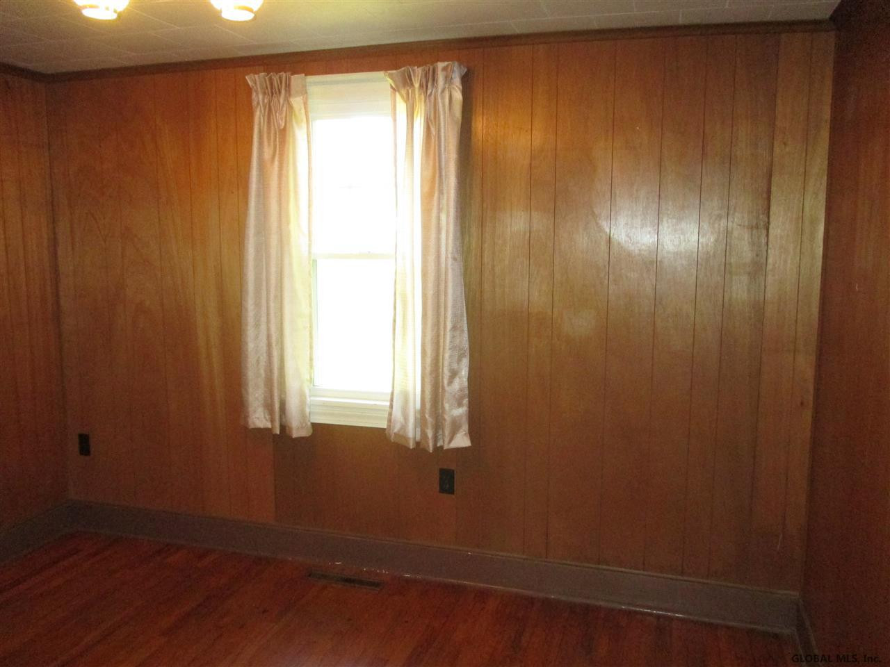 132 Lisha Kill Road Albany, NY 12205 - Photo 18 of 25 Photo 18