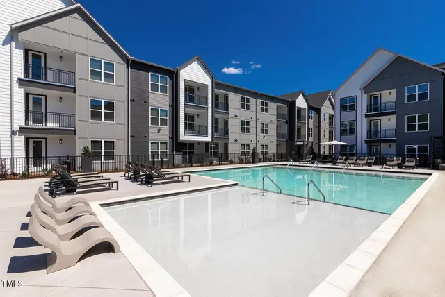 $1,800 | 821 Hanbury Way, Unit B1, Raleigh, NC 27607