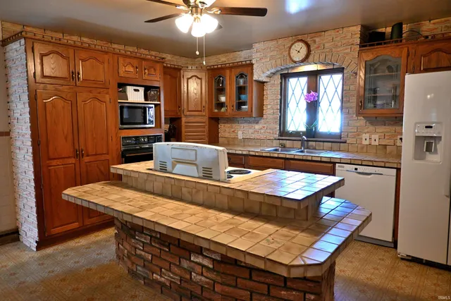 $279,700 | 402 East 26th Street, Jasper, IN 47546