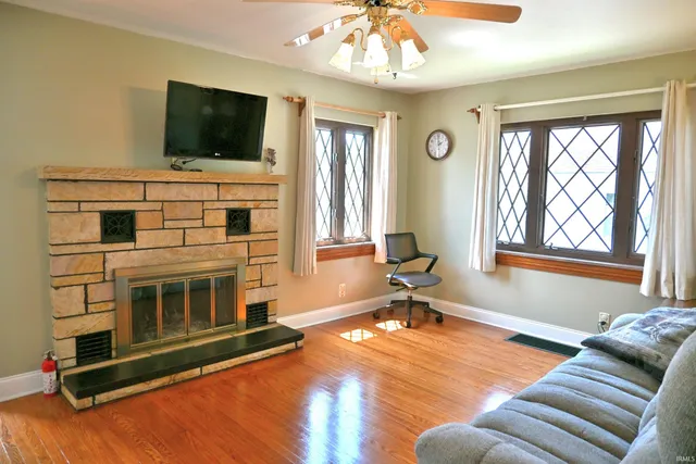 $279,700 | 402 East 26th Street, Jasper, IN 47546