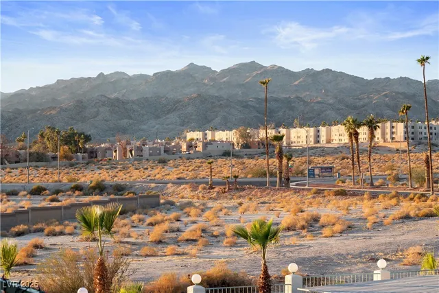 $188,000 | 3550 Bay Sands Drive, Unit 2101, Laughlin, NV 89029