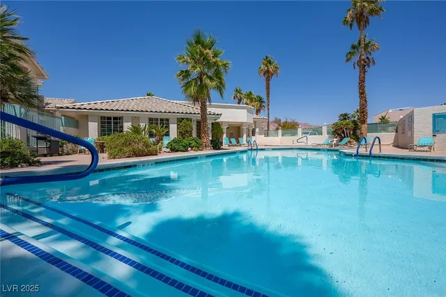 $188,000 | 3550 Bay Sands Drive, Unit 2101, Laughlin, NV 89029