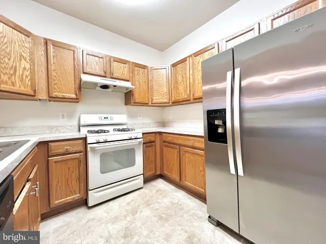 $310,000 | 12900 Fox Bow Drive, Unit 206, Upper Marlboro, MD 20774