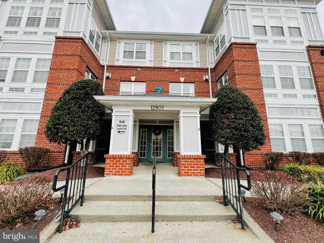 $310,000 | 12900 Fox Bow Drive, Unit 206, Upper Marlboro, MD 20774