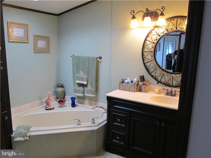 570 North Layfield Road Perkiomenville, PA 18074 - Photo 12 of 16 Gallery Image 12