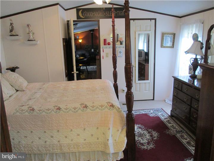 570 North Layfield Road Perkiomenville, PA 18074 - Photo 15 of 16 Bedroom - Main