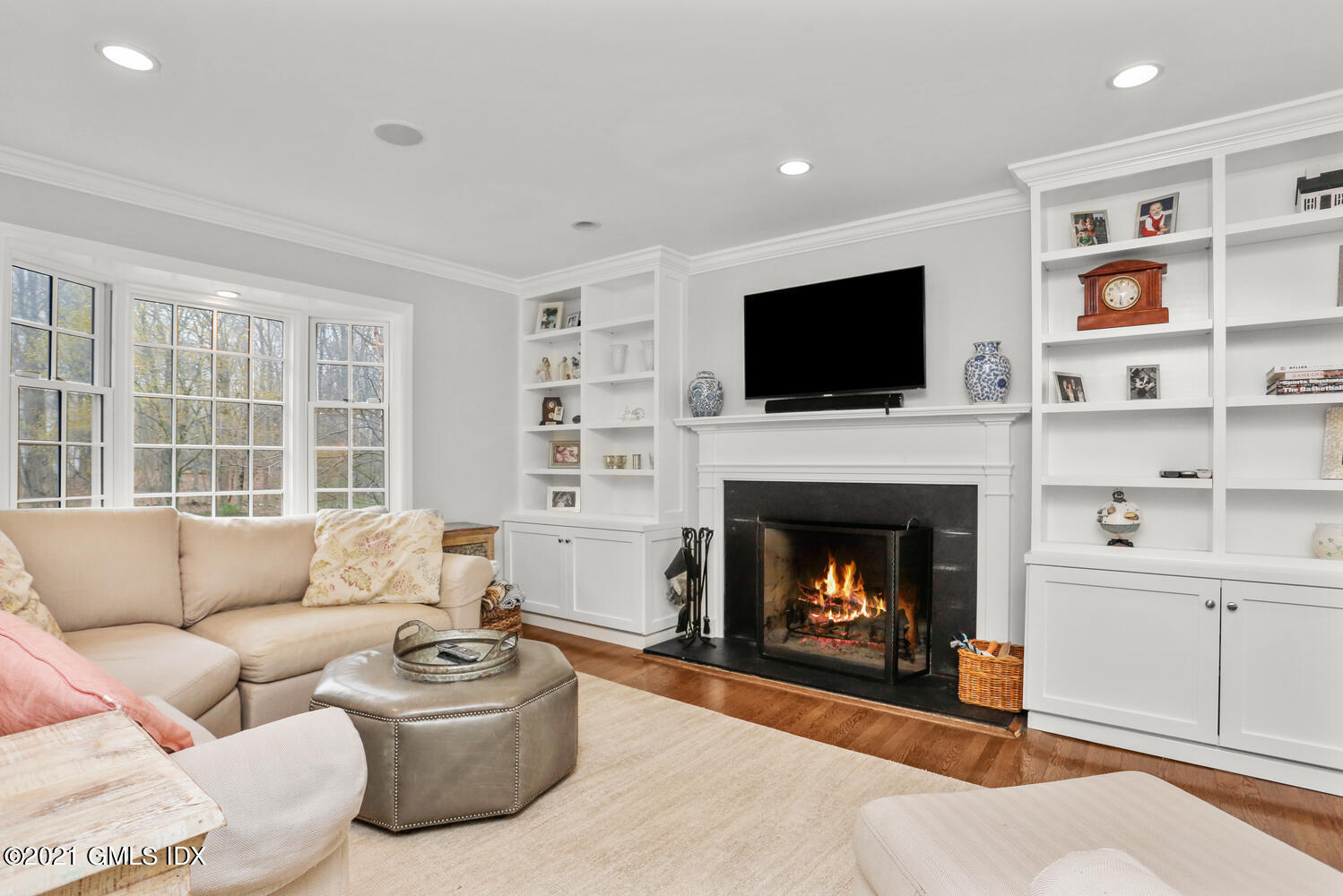 11 Steeple Chase Road Greenwich, CT 06831 - Photo 13 of 42 11 Steeple Chase Rd Greenwich-large-019-