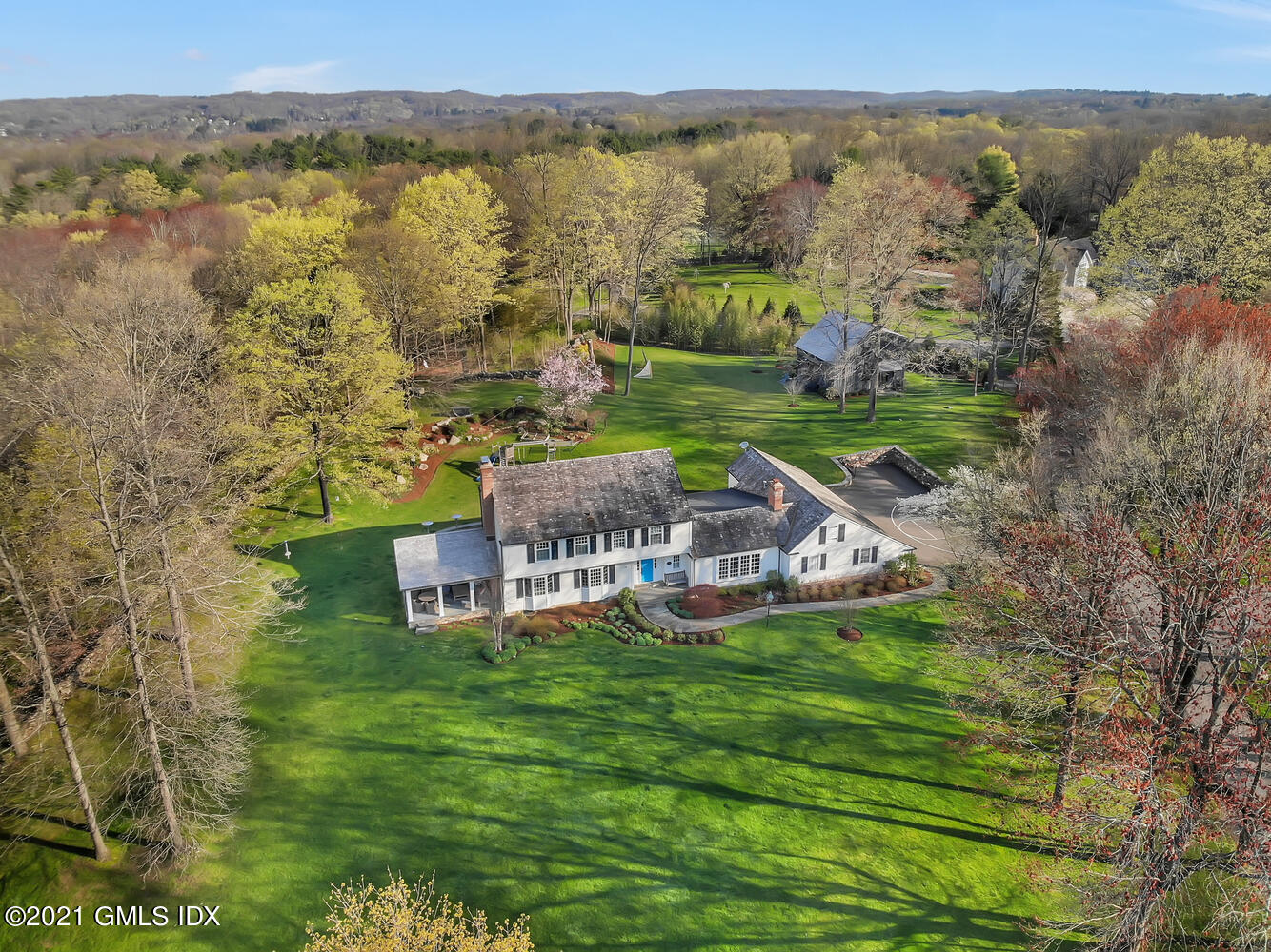 11 Steeple Chase Road Greenwich, CT 06831 - Photo 2 of 42 11 Steeple Chase Rd LGAerialfront