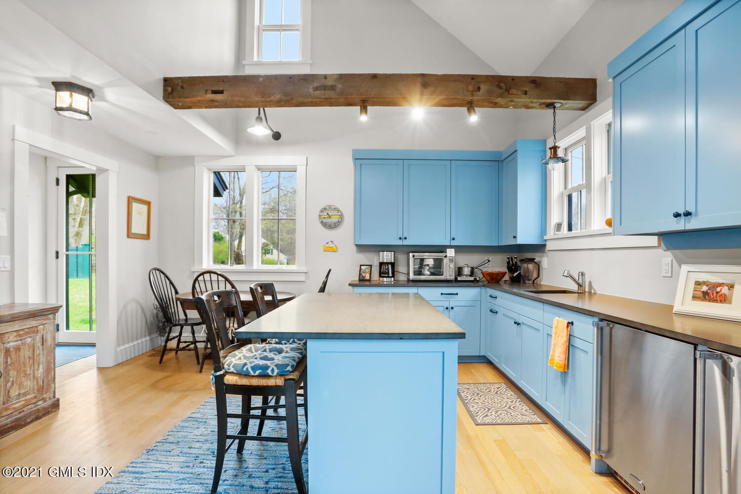 11 Steeple Chase Road Greenwich, CT 06831 - Photo 30 of 42 11 Steeple Chase Rd Greenwich-large-039-