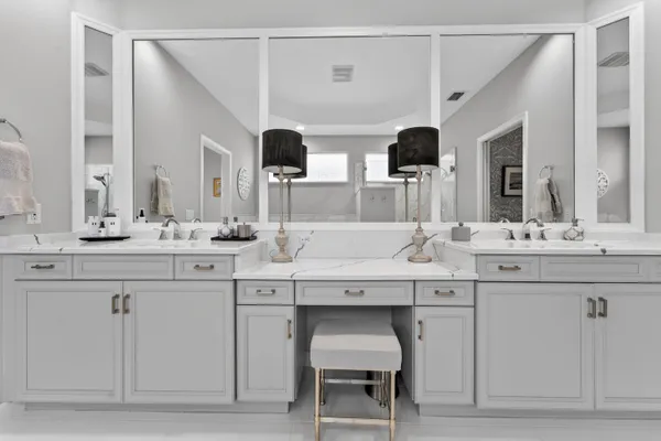 $965,000 | 4201 Southeast Frazier Court, Stuart, FL 34997