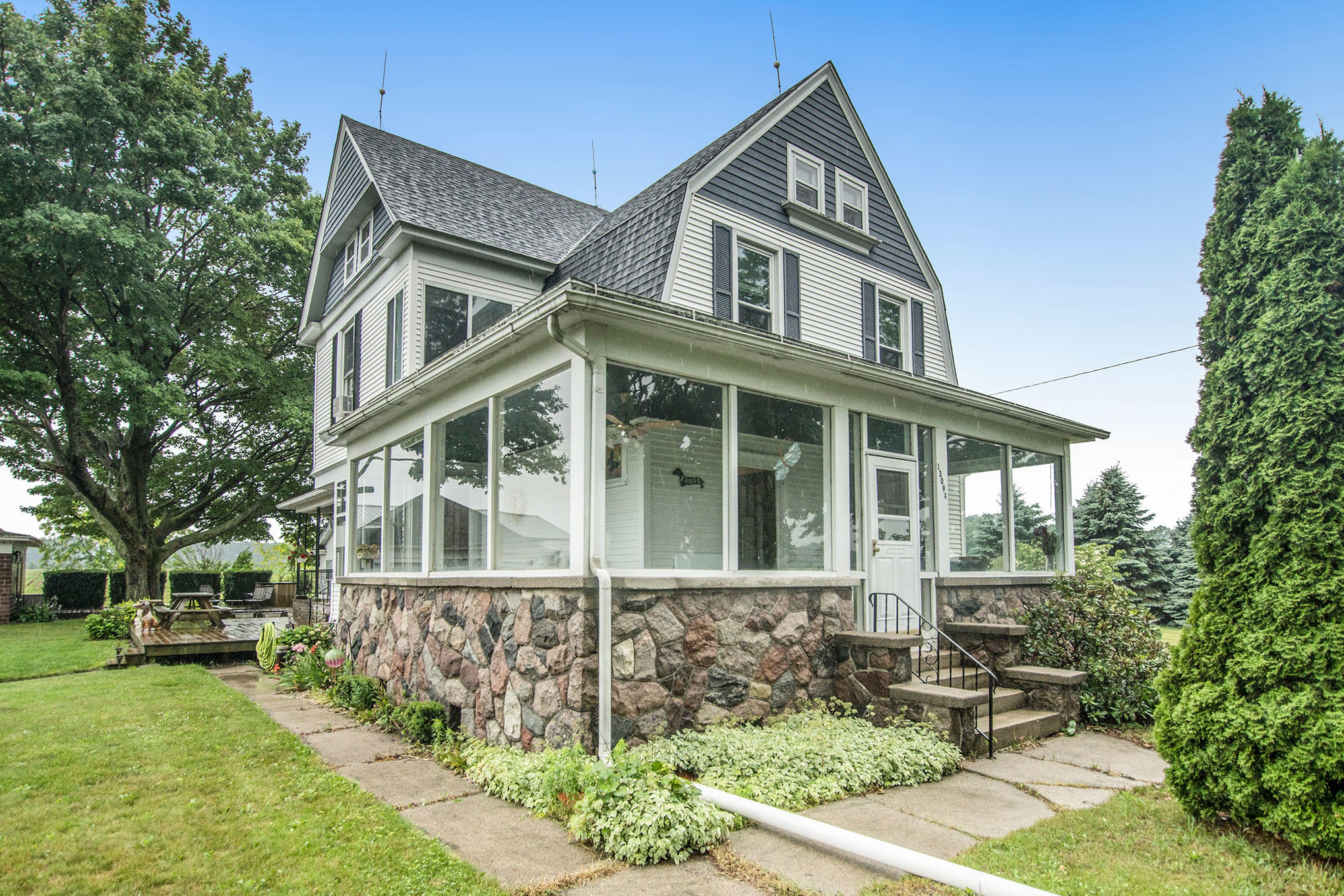 13094 Heffron Road Northeast Belding, MI 48809 - Photo 2 of 51 DSC00655
