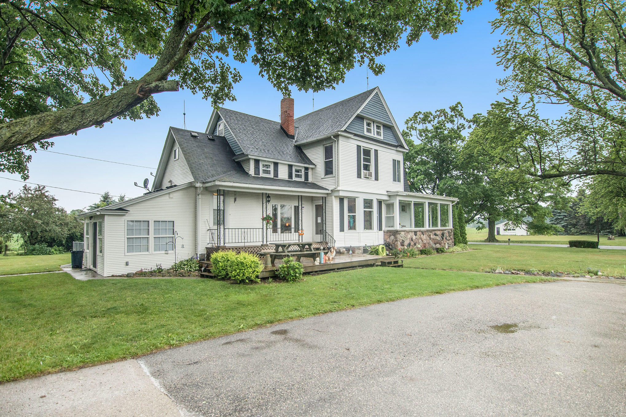 13094 Heffron Road Northeast Belding, MI 48809 - Photo 3 of 51 DSC00657