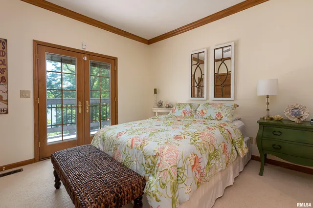 $815,000 | 1165 Lake Shore Drive North, Goreville, IL 62939