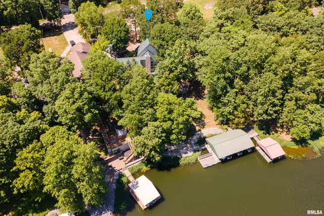 $815,000 | 1165 Lake Shore Drive North, Goreville, IL 62939