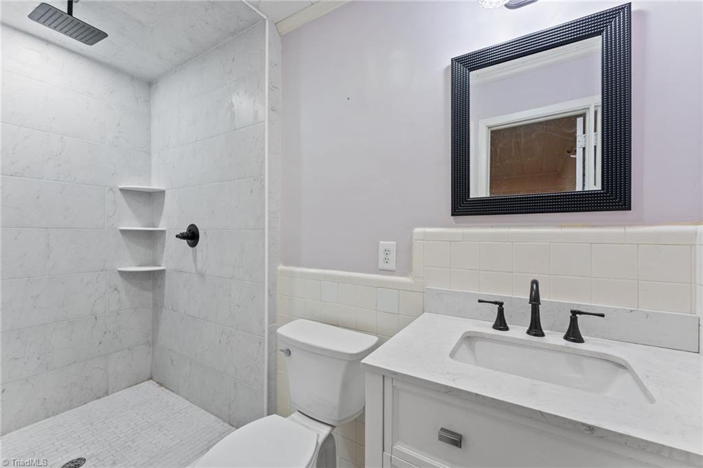 217 Lambert Road Biscoe, NC 27209 - Photo 11 of 28 Primary Bathroom