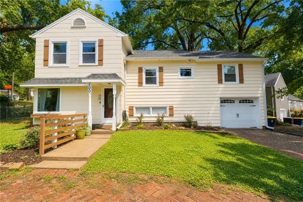 $235,000 | 500 Northeast 44th Street, Kansas City, MO 64116