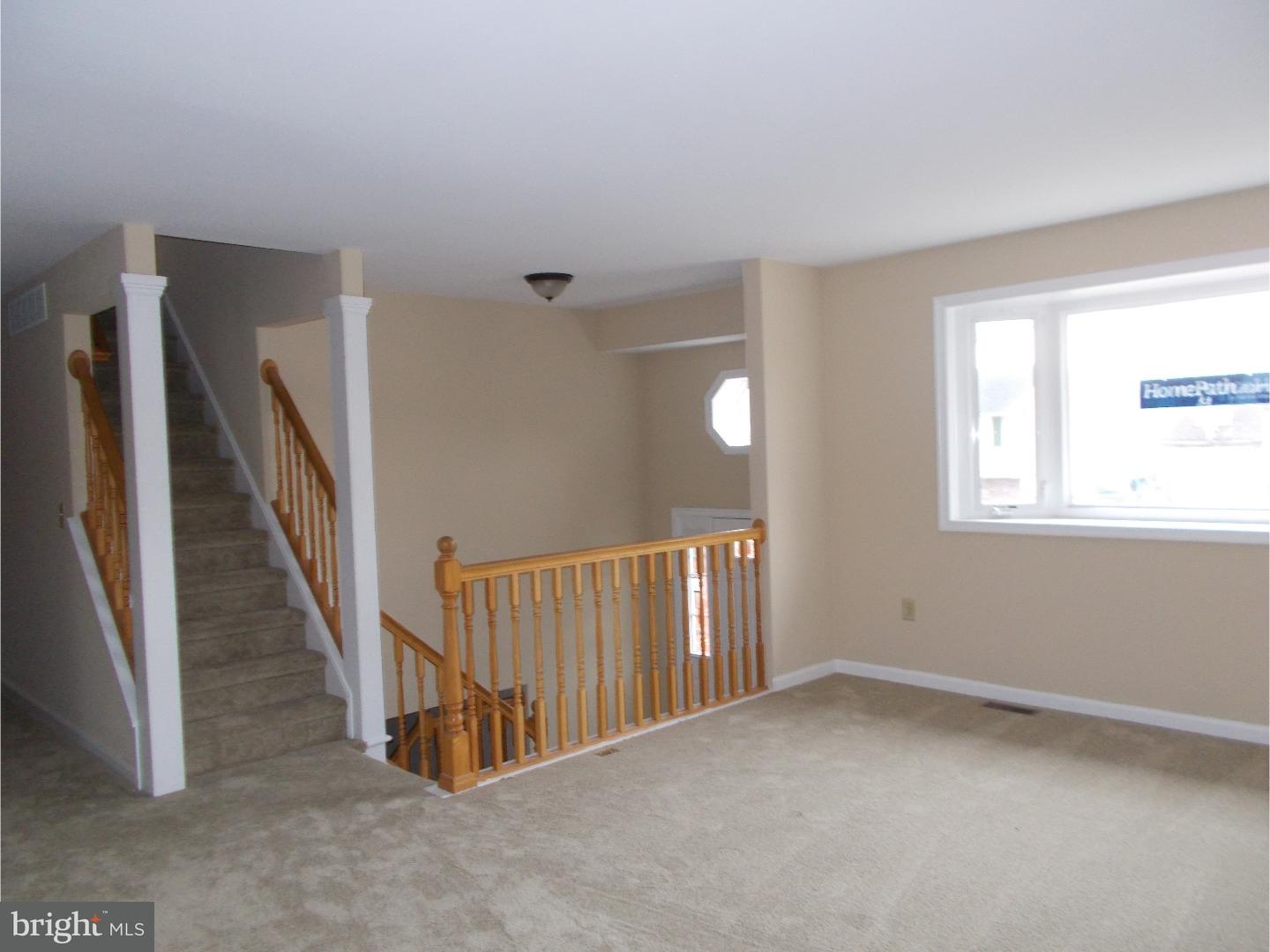 336 Peach Road Bellmawr, NJ 08031 - Photo 3 of 17 Gallery Image 3