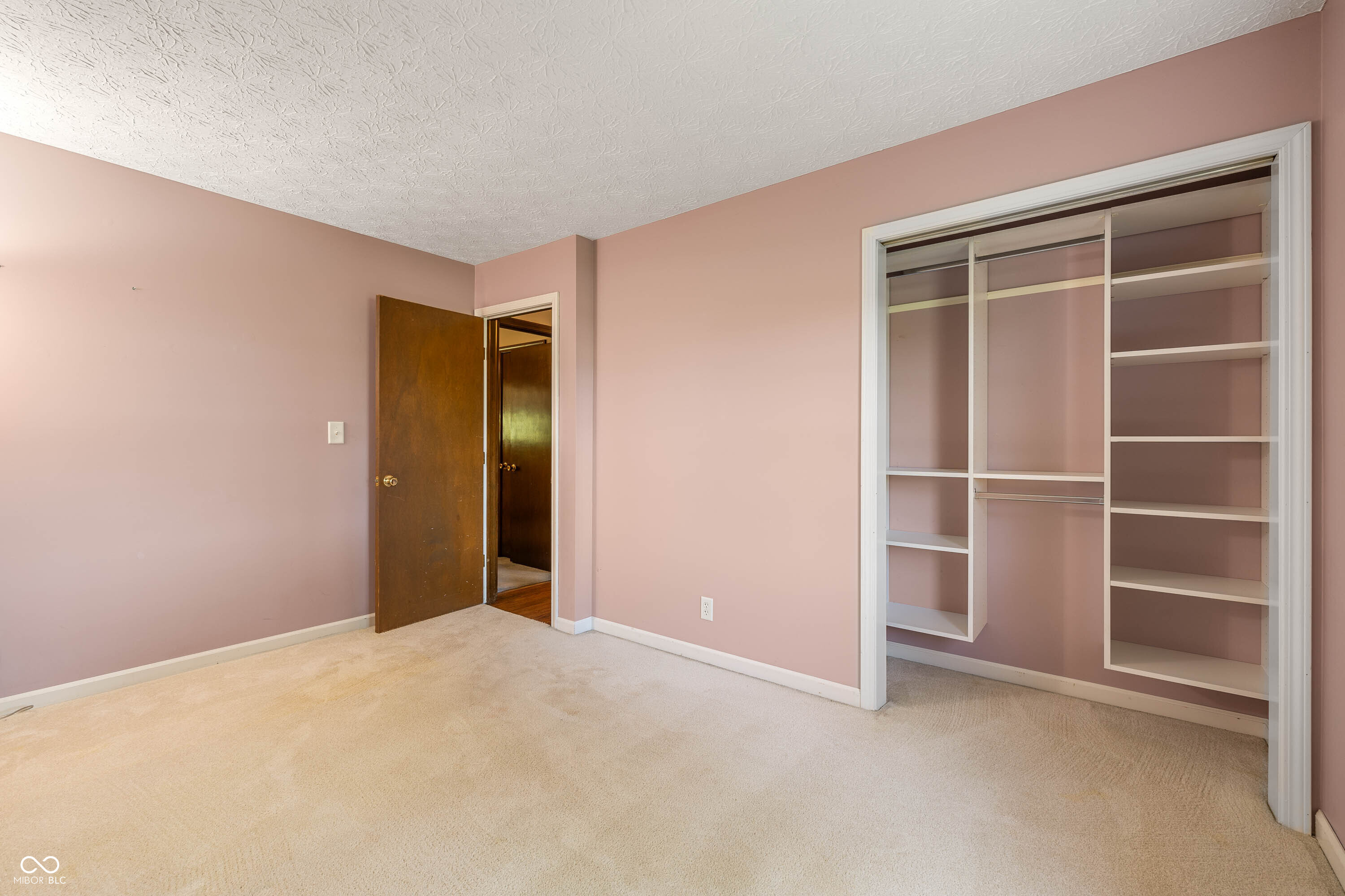 6812 East Thompson Road Indianapolis, IN 46237 - Photo 15 of 40 Gallery Image 15