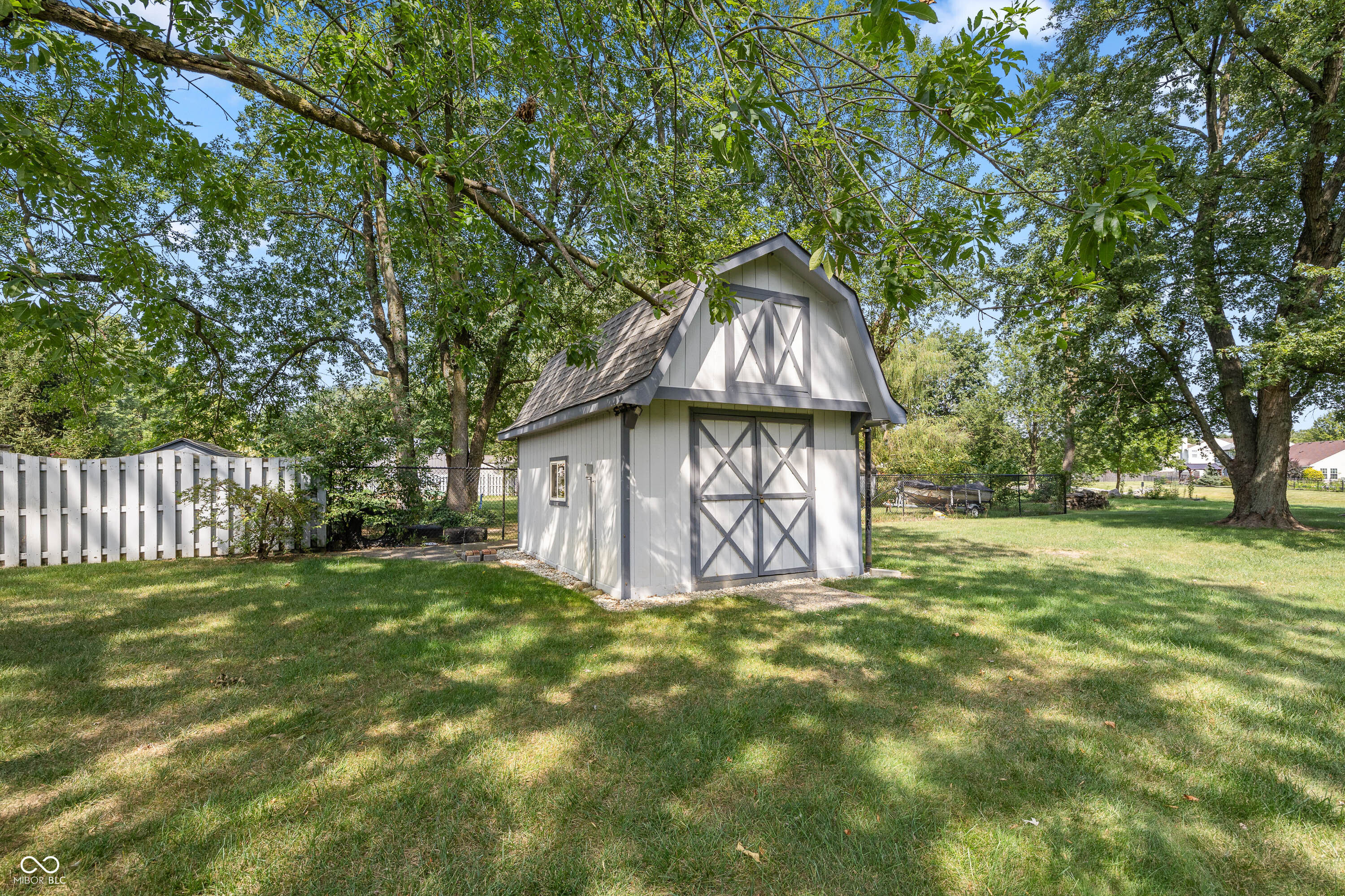 6812 East Thompson Road Indianapolis, IN 46237 - Photo 23 of 40 Gallery Image 23
