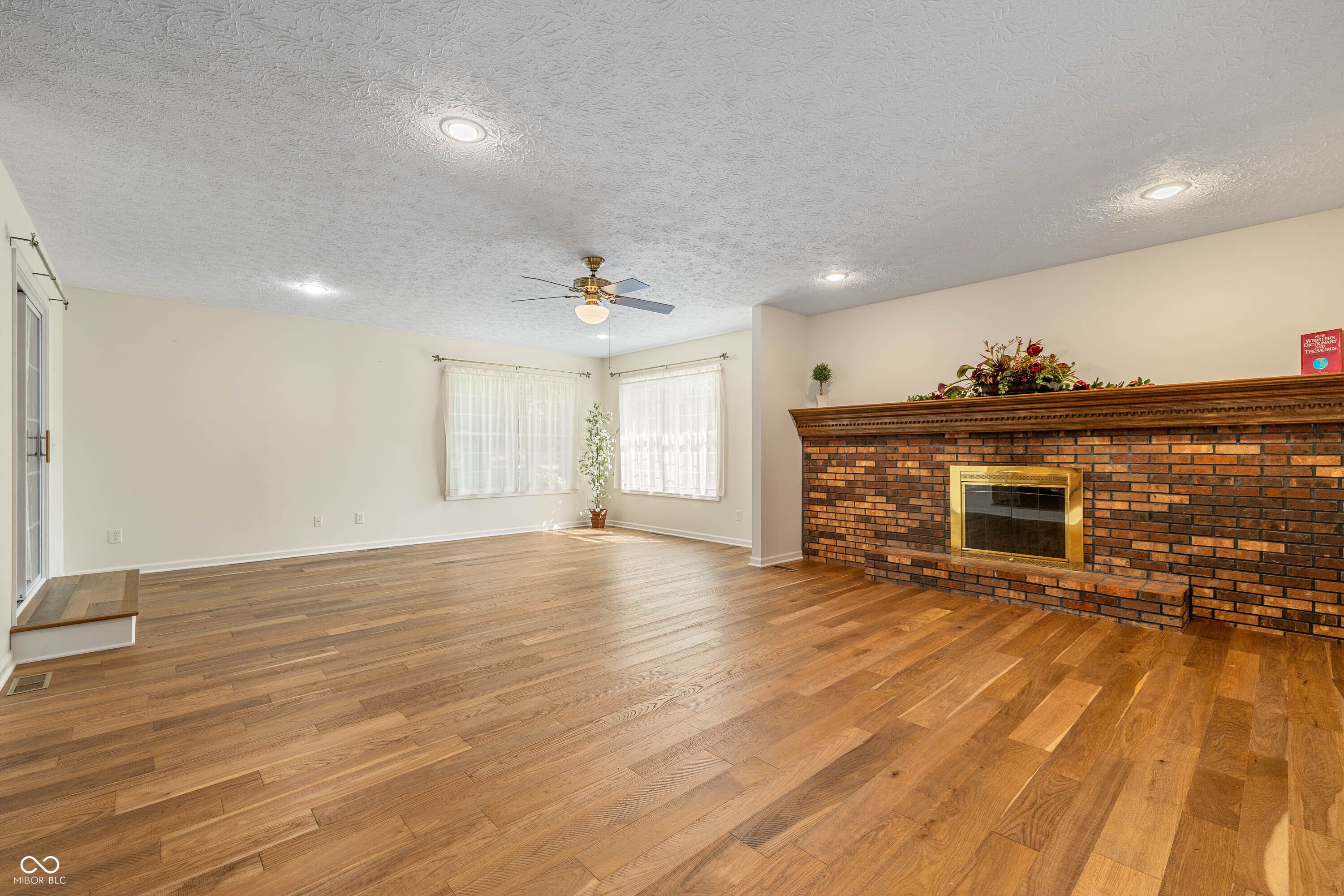 6812 East Thompson Road Indianapolis, IN 46237 - Photo 7 of 40 Gallery Image 7