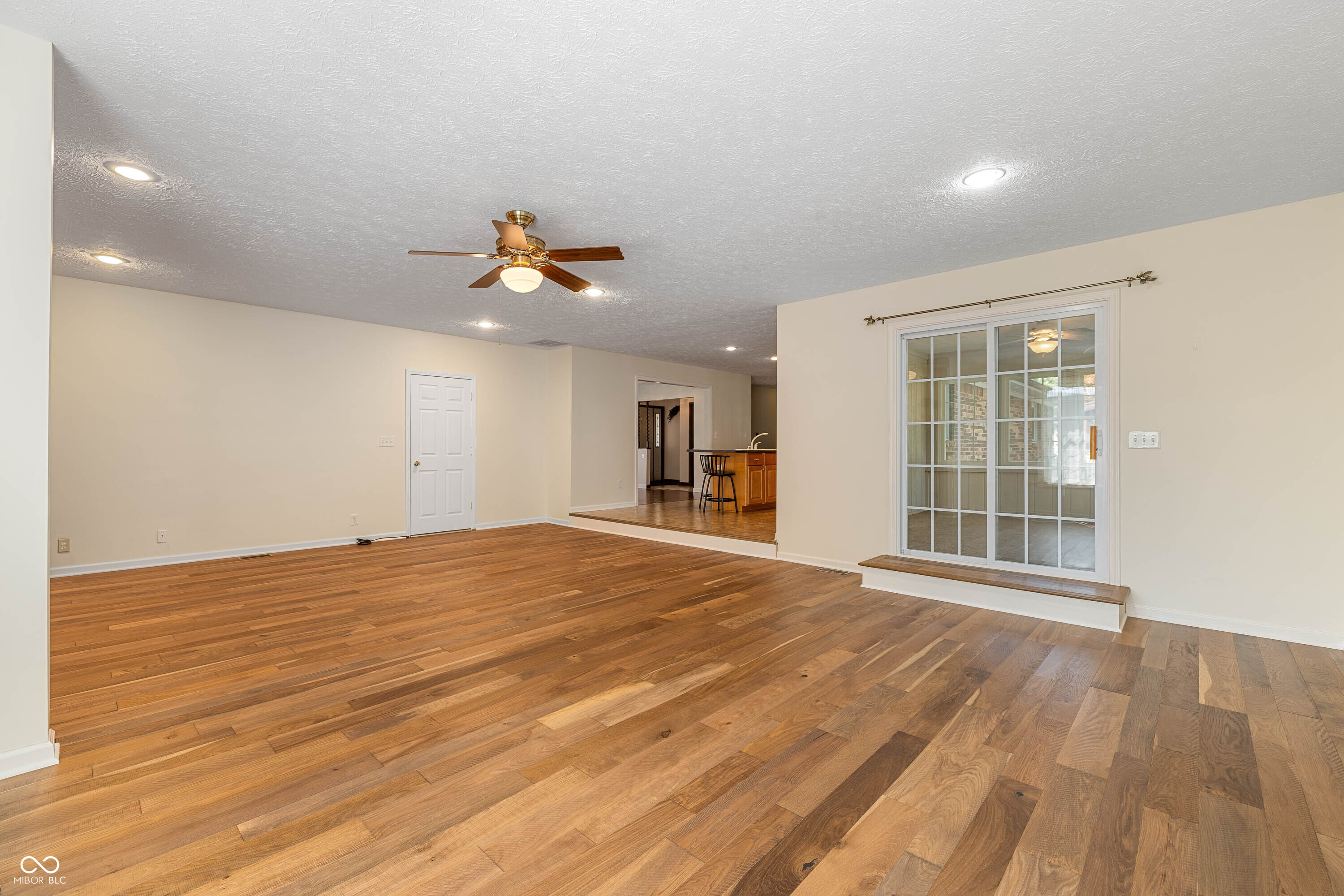 6812 East Thompson Road Indianapolis, IN 46237 - Photo 8 of 40 Gallery Image 8