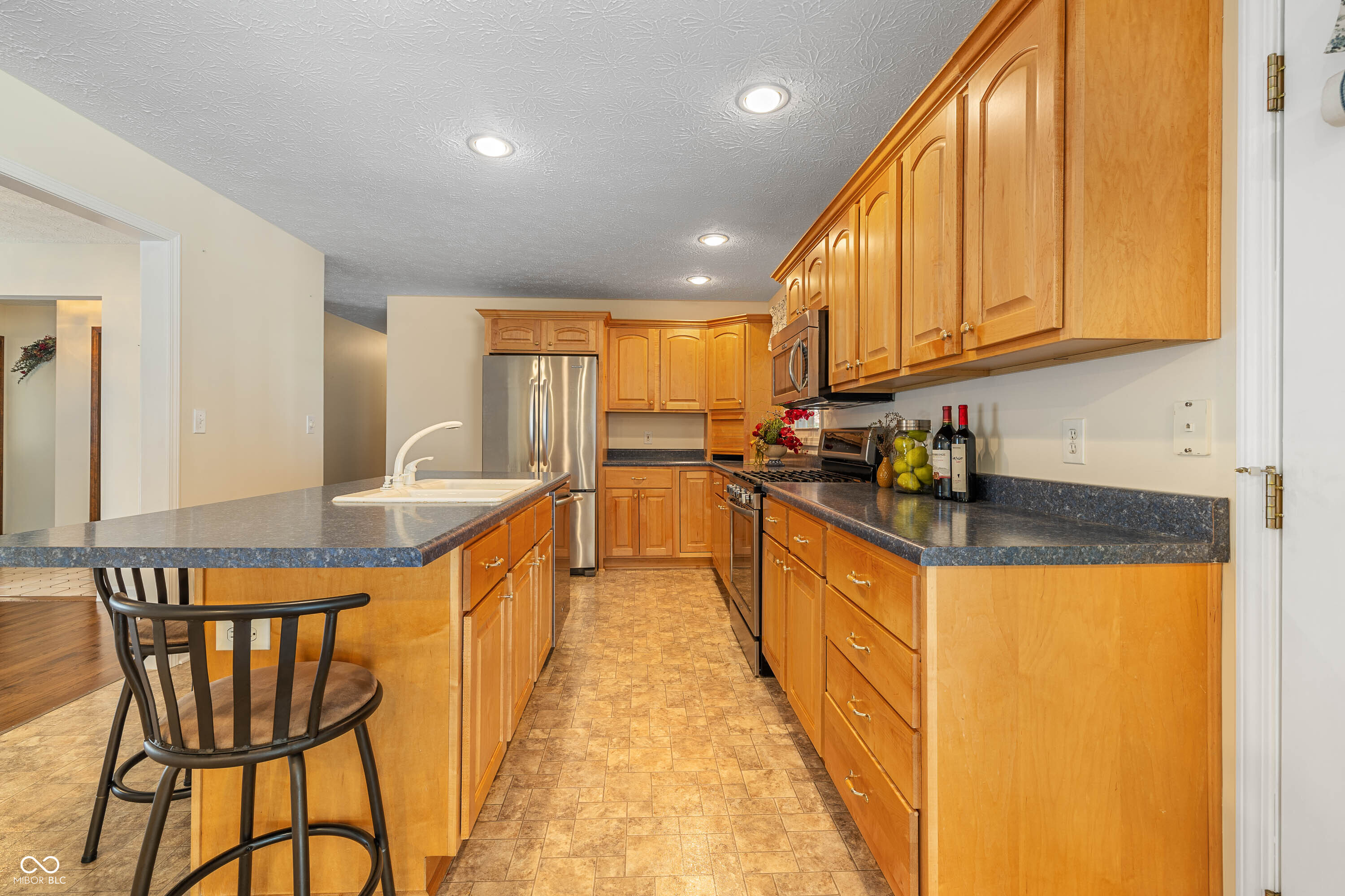 6812 East Thompson Road Indianapolis, IN 46237 - Photo 10 of 40 Gallery Image 10