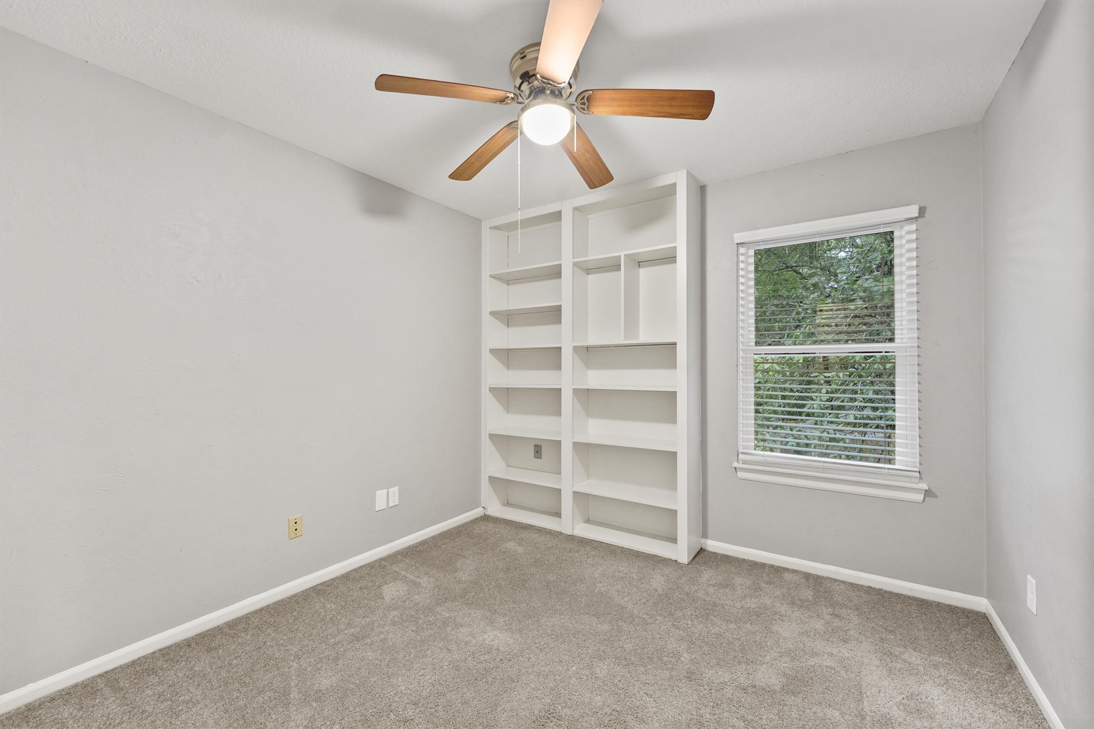 3702 Ember Spring Drive Kingwood, TX 77339 - Photo 25 of 29 Additional bedroom