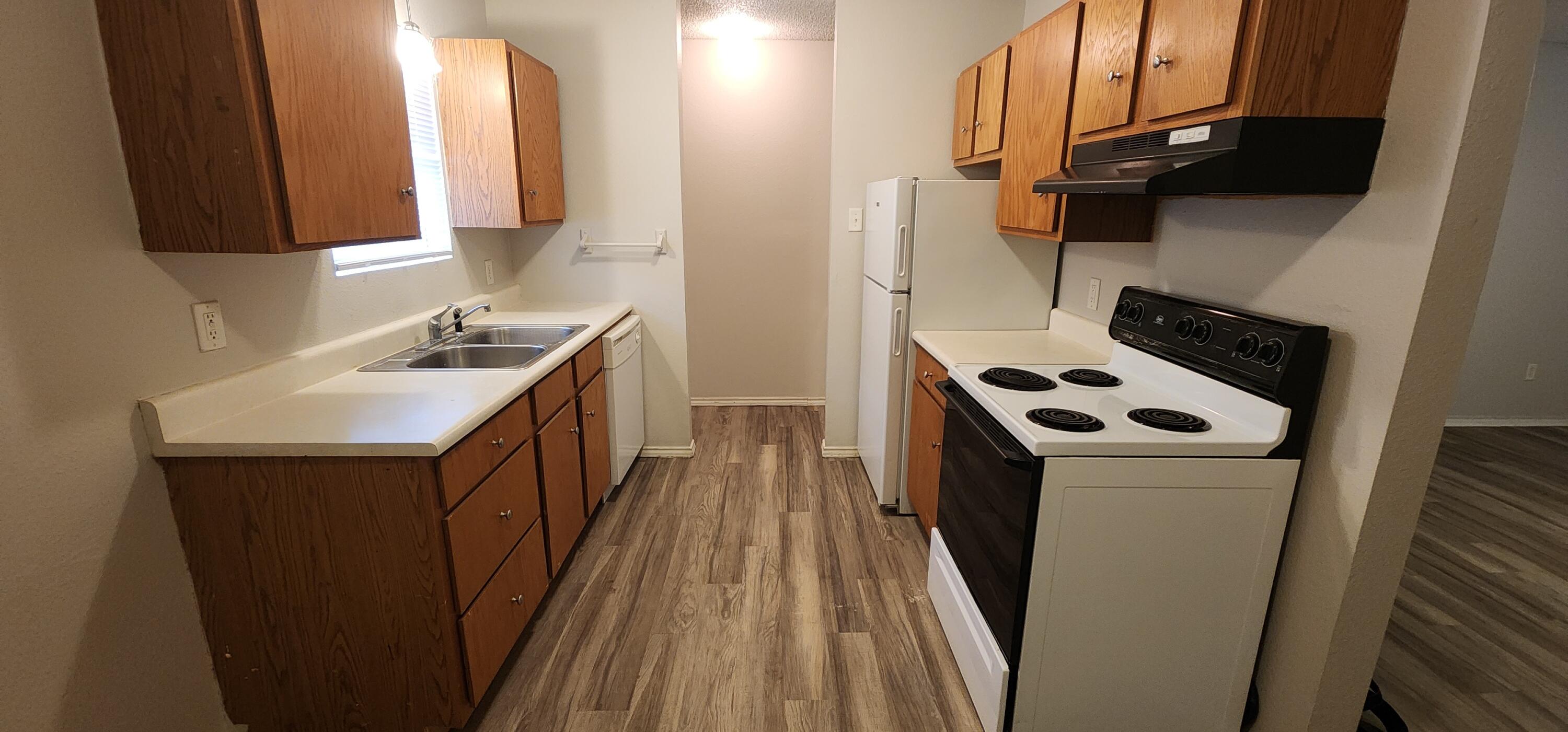 1322 82nd Street, Unit A Lubbock, TX 79423 - Photo 4 of 10 kitchen