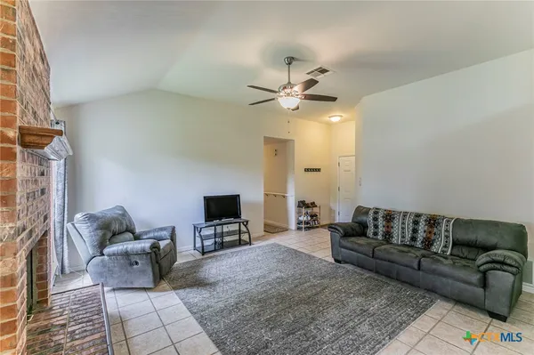 $199,900 | 407 Sterling Manor Court, Temple, TX 76502