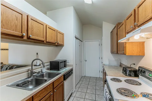 $199,900 | 407 Sterling Manor Court, Temple, TX 76502