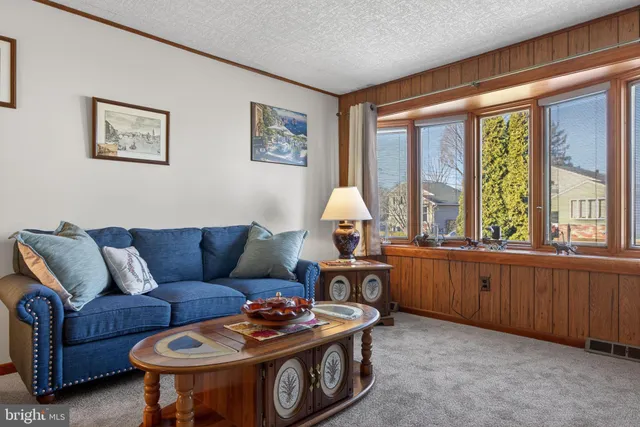 $307,500 | 1824 Hilltop Terrace, Bethlehem, PA 18018