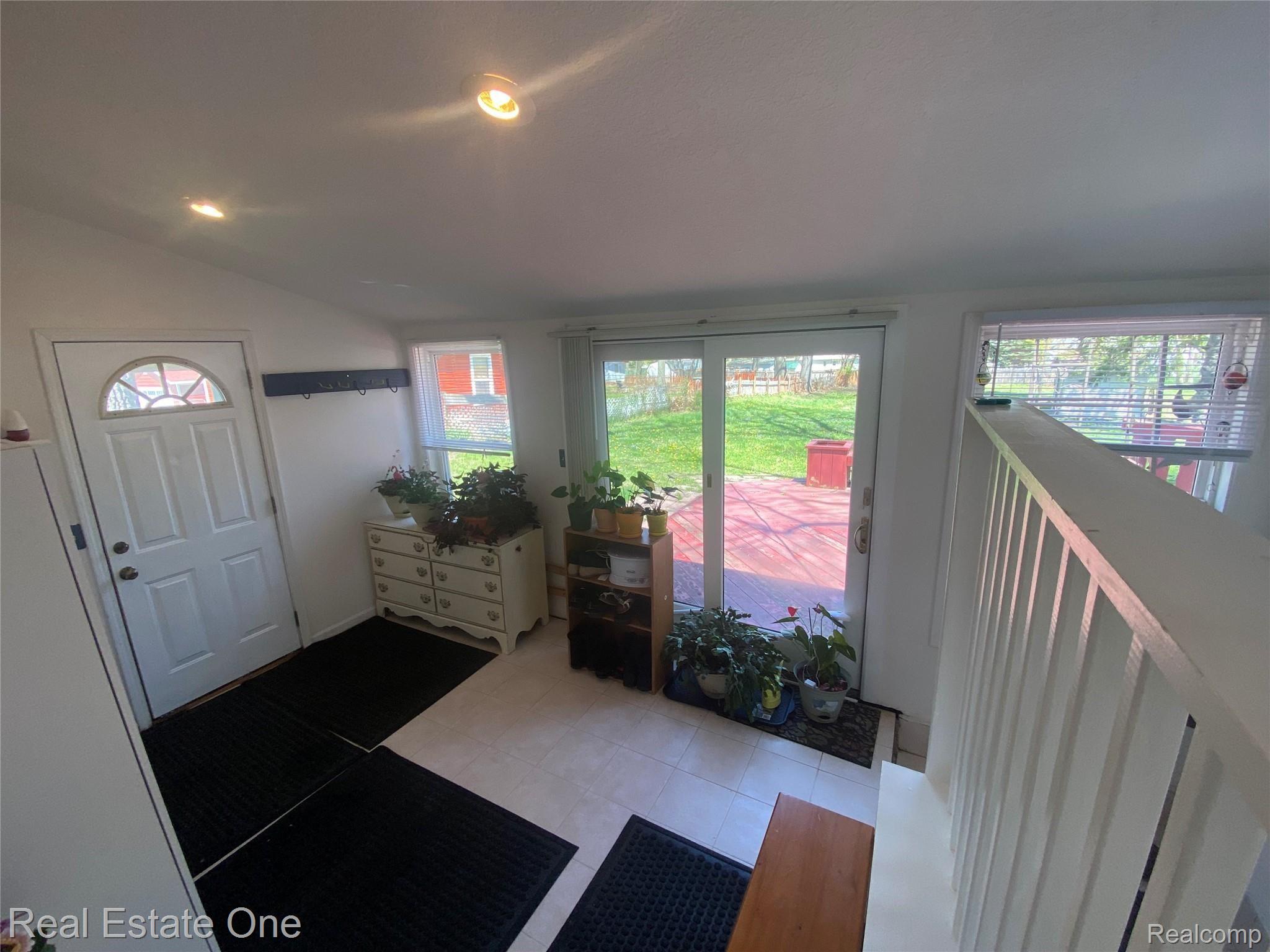 25230 Wick Road Taylor, MI 48180 - Photo 14 of 23 IMG-1869.jpg